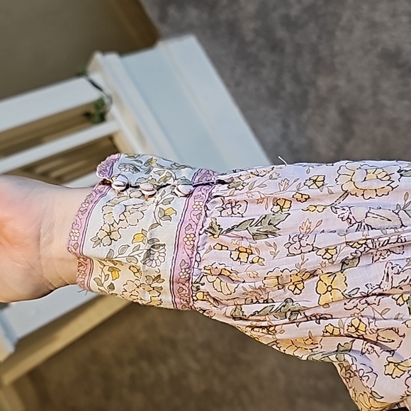 STUNNING AMERICAN EAGLE FLORAL SQUARE NECK BLOUSE - Picture 4 of 8